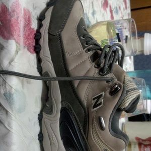 New Balance 974 size 6 1/2 US